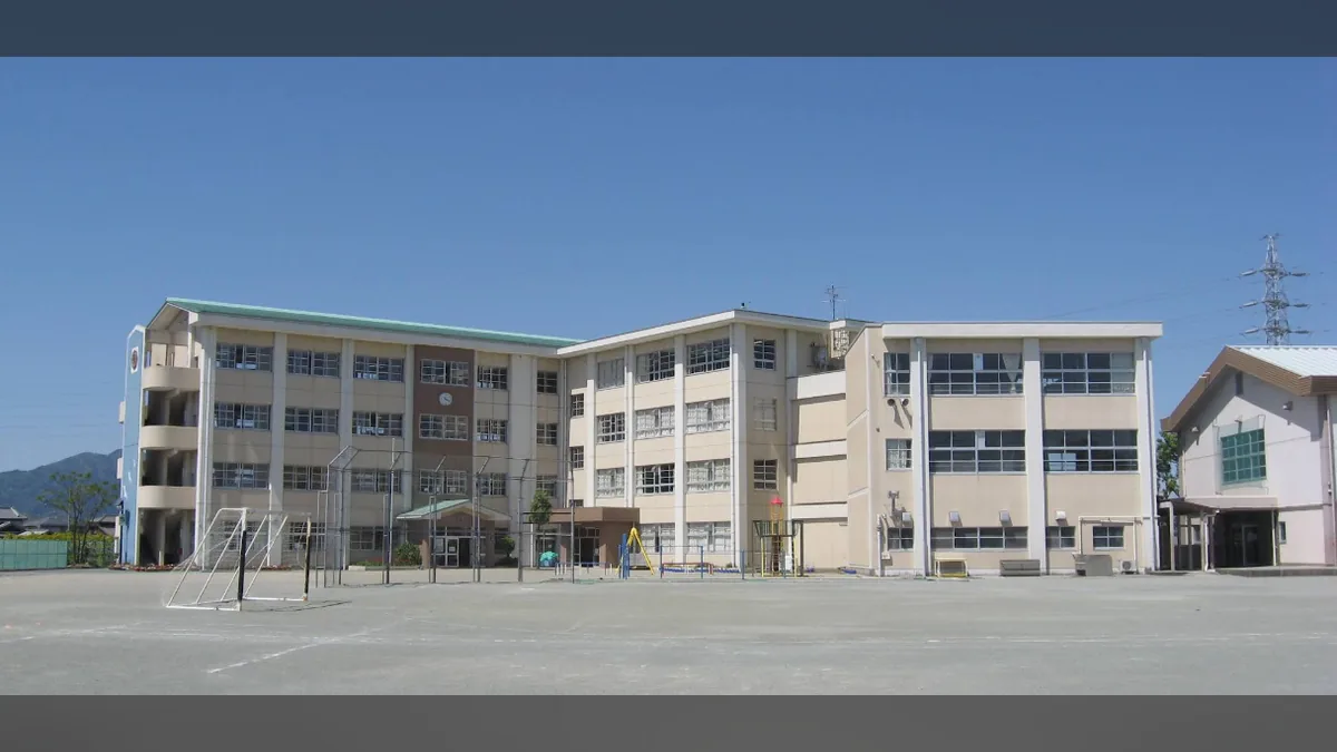 港小学校 外1校 空調設備改修工事